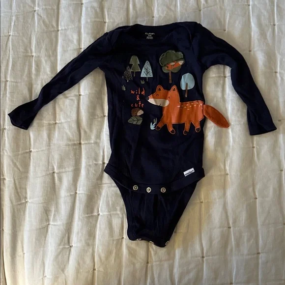 8 piece 6-9mo. Cozy Baby Boy Clothes (029) - Picture 4 of 16